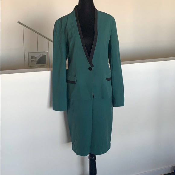 Femme Skirt - Picture 2 of 2